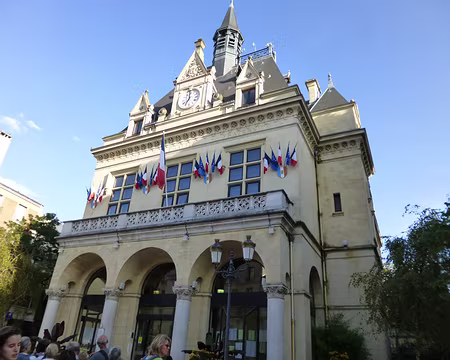 P1110775 Mairie des Lilas (1884)