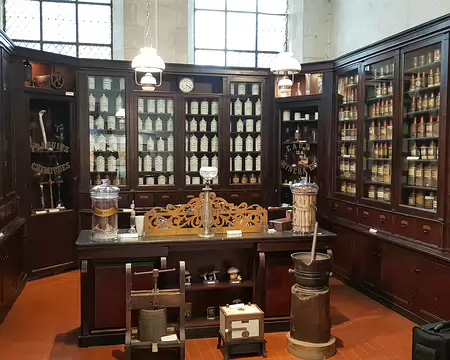 20190922_163025 Ancienne Pharmacie