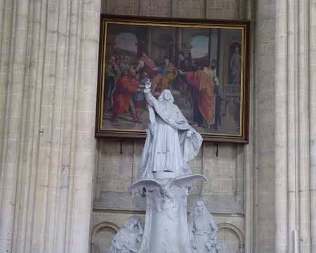 P1110959 Monument à Bossuet érigé pour le bicentenaire de sa mort.