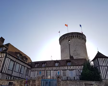 20191006_171031 Tour des Archives à Vernon