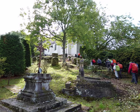 P1110906 Eglise St-Rémi-Ste-Radegonde, XVIIè s...