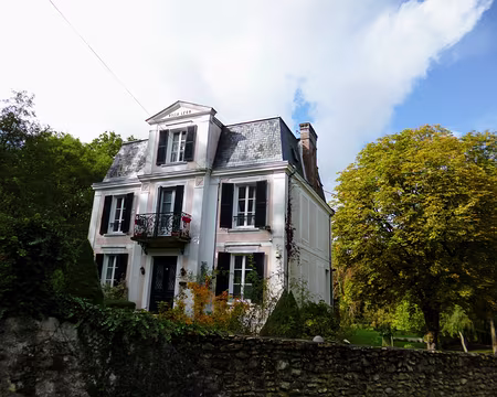 P1110911 Villa Léon, Emancé