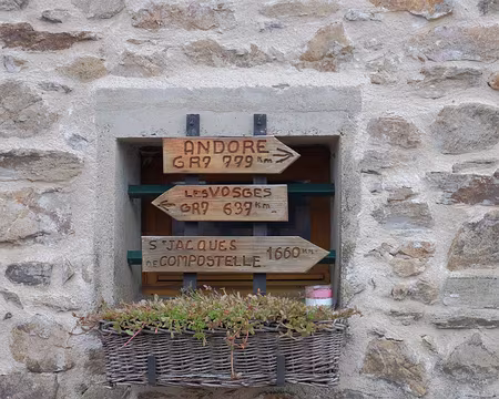 3823 à la croisée des chemins