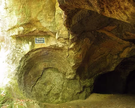 PB021735 Huel Lee Huel Lee