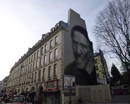 P1120317 Immeuble du XVIIIè siècle.