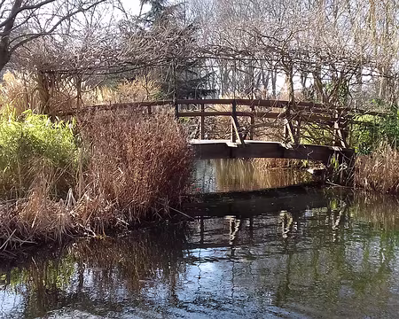 007 Une passerelle … comme à Giverny