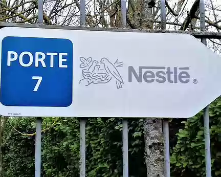 030 Direction Nestlé (ancienne chocolaterie Menier rachetée en 1988 par le groupe)