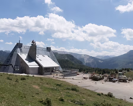 289_4V1A9241 Le refuge Belagua, restauré mais fermé pour cause de retard des travaux. C’est là que nous aurions dû passer la nuit