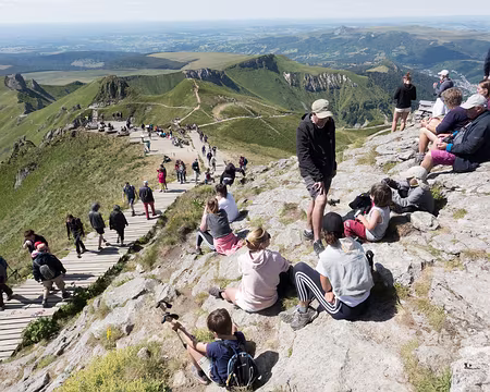 20200804-15h14m30s-XLA00958-V3 L'escalier pour le sommet du puy de Sancy