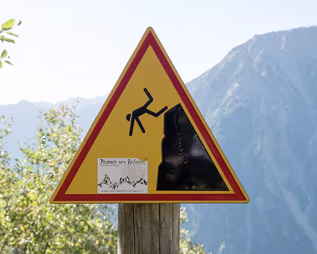 20200821-09h08m46s-XLA01362-V3 Ah bon ?