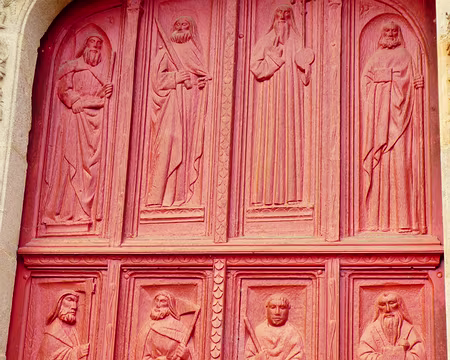 030 Les apôtres et les saints