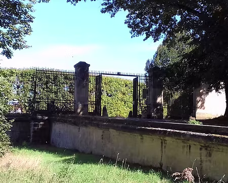 046 La Grille royale permet d’accéder au parc du Château de Saint-Germain-en-Laye