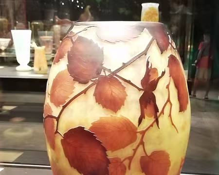 83 Au musée des Beaux Arts : collection Daum