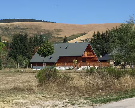 P31a Dans la Vallée du Bonheur