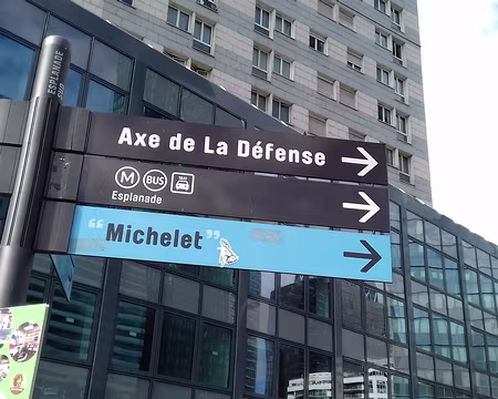 028 L’axe de La Défense est dans le prolongement de l’Axe majeur de Paris initié par Le Nôtre au XVIIème siècle