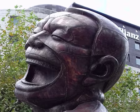 034 »The Tao Laughter», œuvre de l’artiste chinois Yue Minjun (2012)