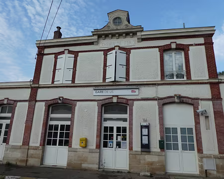 001 Départ de la gare de Us (95)