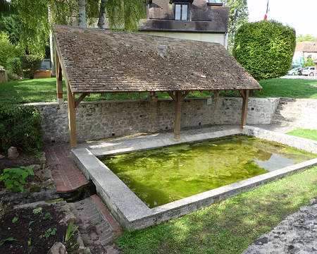 039 L’ancien lavoir du village de Santeuil