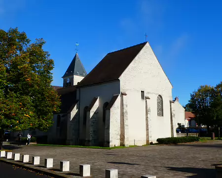 002 Le chevet plat de l’église
