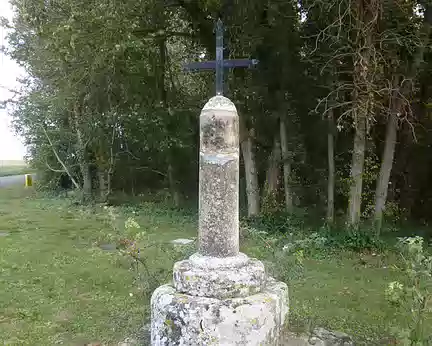 P1130226 Croix Bossée, Santeuil