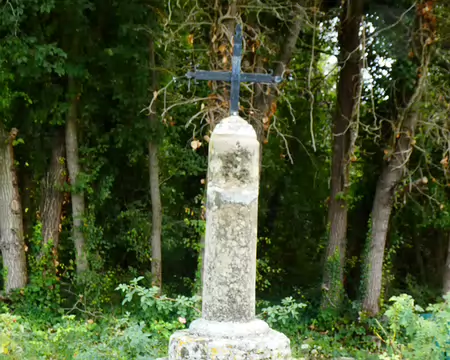 012 La Croix Bossée à Santeuil