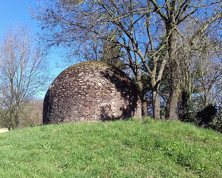 023 Un regard près de l’aqueduc