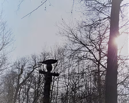 19 Totem caché au lac des Minimes