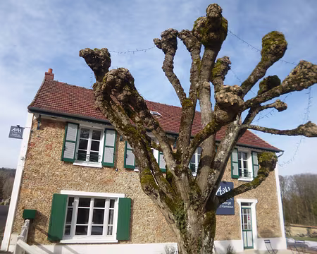 P1130446 Auberge, Choisel.