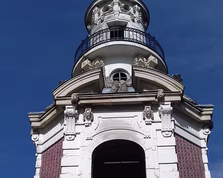 035 L’ancienne pompe à feu construite en 1783 au bord de la Seine pour l’alimentation en eau du parc de Bagatelle