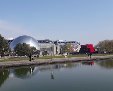001 Parc de La Villette, vue sur la Géode