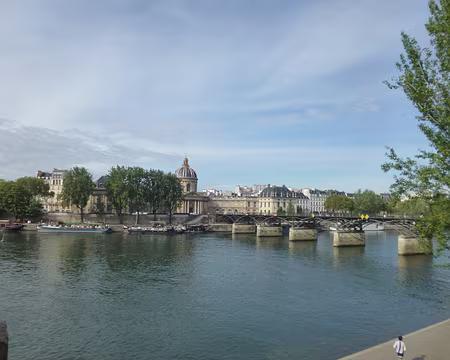 P1130667 Collège des Quatre-Nations créé en 1661 et abritant l'Institut de France et ses 5 académies fondées en 1795