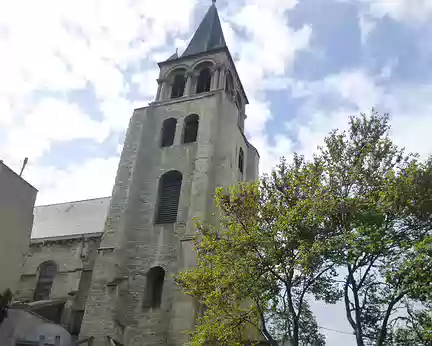 P1130678 Eglise de Saint-Germain-des-Prés, clocher roman, XIè s.