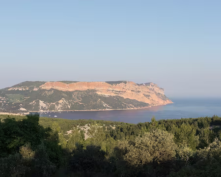 036_4V1A5004 Les falaises Soubeyranes vues depuis l’Auberge de Jeunesse de la Fontasse