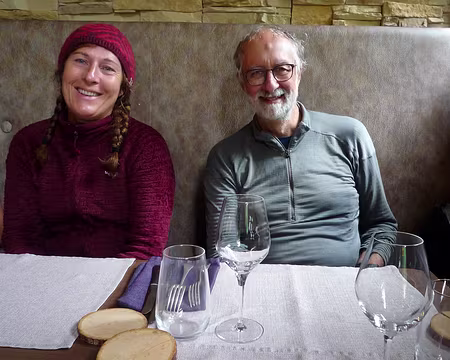 P1280203 Et comme nous avons des invités, cela se finit au restau (le midi !)