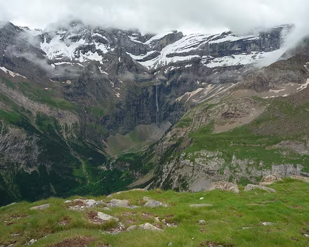 P1280235 Cirque de Gavarnie du sommet de la Pahule
