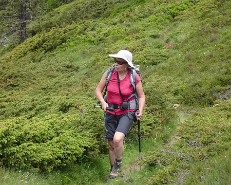 DSC08796 Bernadette à l'arrivée au col de Riou