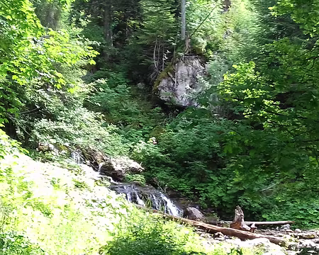 024 Deuxième cascade (1230 m)