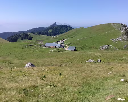 039 La fromagerie du Charmant Som