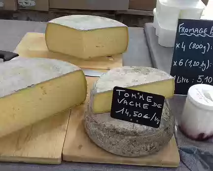 040 Le fromage est fabriqué et vendu sur place