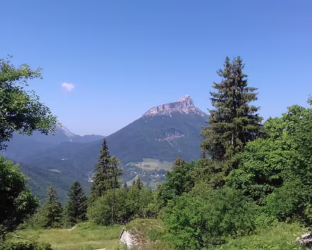 047 Chamechaude (2082 m) est le point culminant de la Chartreuse