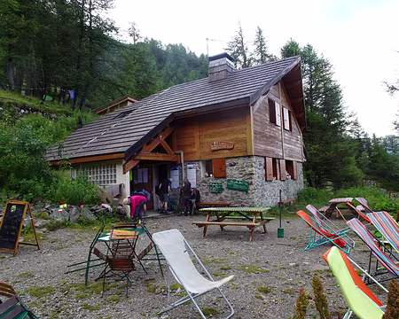 DSC09093 Refuge des Souffles: les affaires ont elles sechées?
