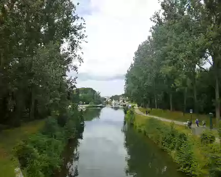 P1130852 Le canal du Loing
