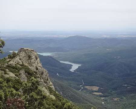 DSC09006 Vue sur Panta de Boadella (lac en Espagne)