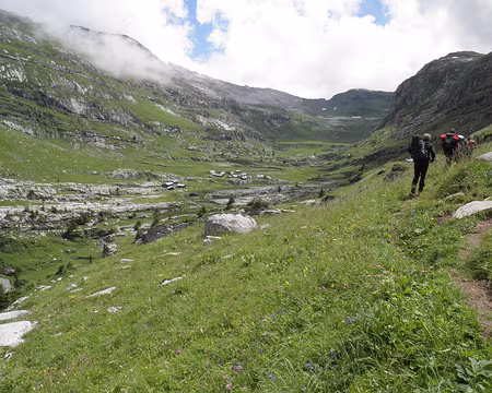 00056 vers le refuge de Sales