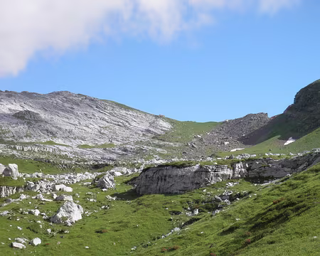 00065 au-dessus du refuge de Sales