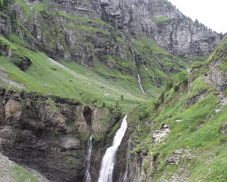 00082 cascade de Sales