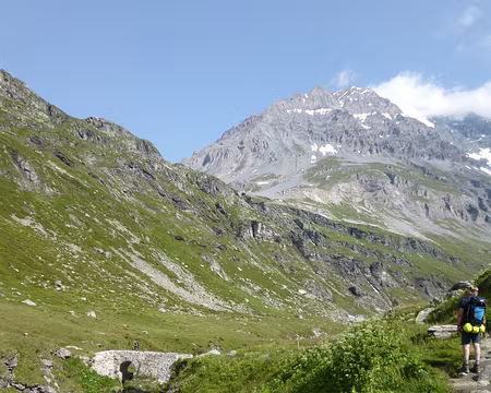 P1130980 Le pont de Croé-Vie (passage étroit) sur le ruisseau de la Leisse et la Grande Casse