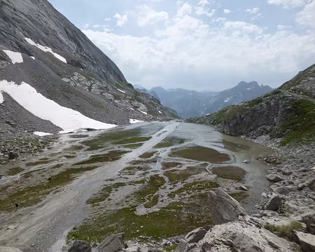 P1130995 Le lac des Vaches (alt. 2318 m)