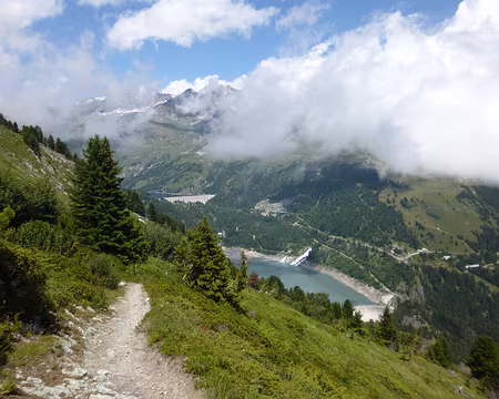P1140096 Barrages du Plan d'Amont (alt. 2078 m) et Plan d'Aval (alt. 1938 m)