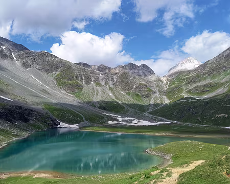 050v Nous voyons notre objectif au fond : le Col du Soufre.